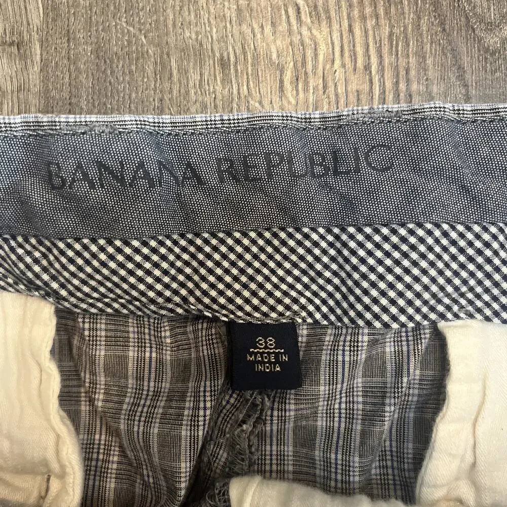 Banana Republic Shorts Mens Sz 38 Grey Plaid Cotton Casual Pockets 10” Inseam